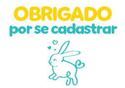 Coelho deitado em uma lua crescente